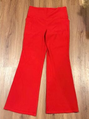 Athletes Ribbed High-Waist Red Flared Yoga Pants